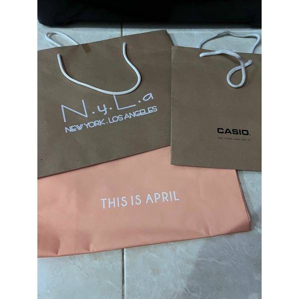 

Paperbag - HnM - Hushpuppies - Manggo - Pull&Bear - Uniqlo