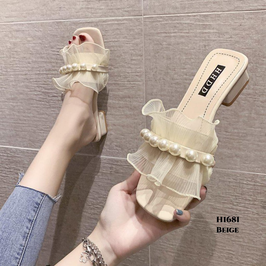 WYN  HIGH HEELS RUFFLED PEARL KOREA H1681