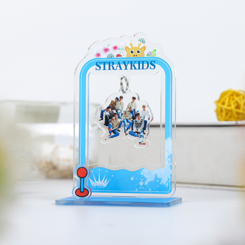 KPOP TWICE ITZY TXT Straykids Acrylic Figure Humanoid Stand Desktop Decoration Shaking Ornaments