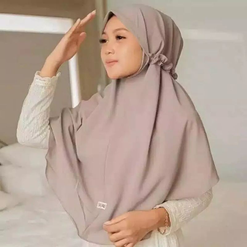 Hijab Bergo Tali Kriwil Instan Premium Diamond Strech