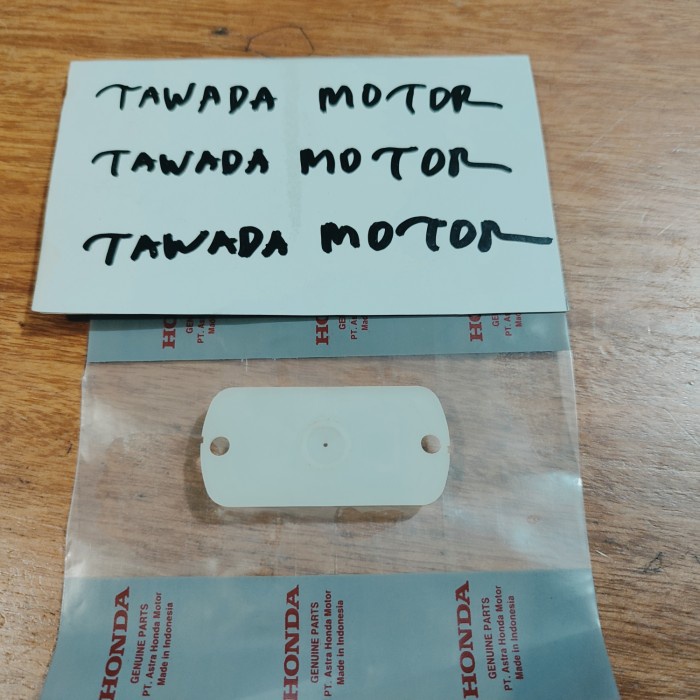 TUTUP PLASTIK MASTER REM ATAS HONDA VARIO 125 NEW LED K60 R