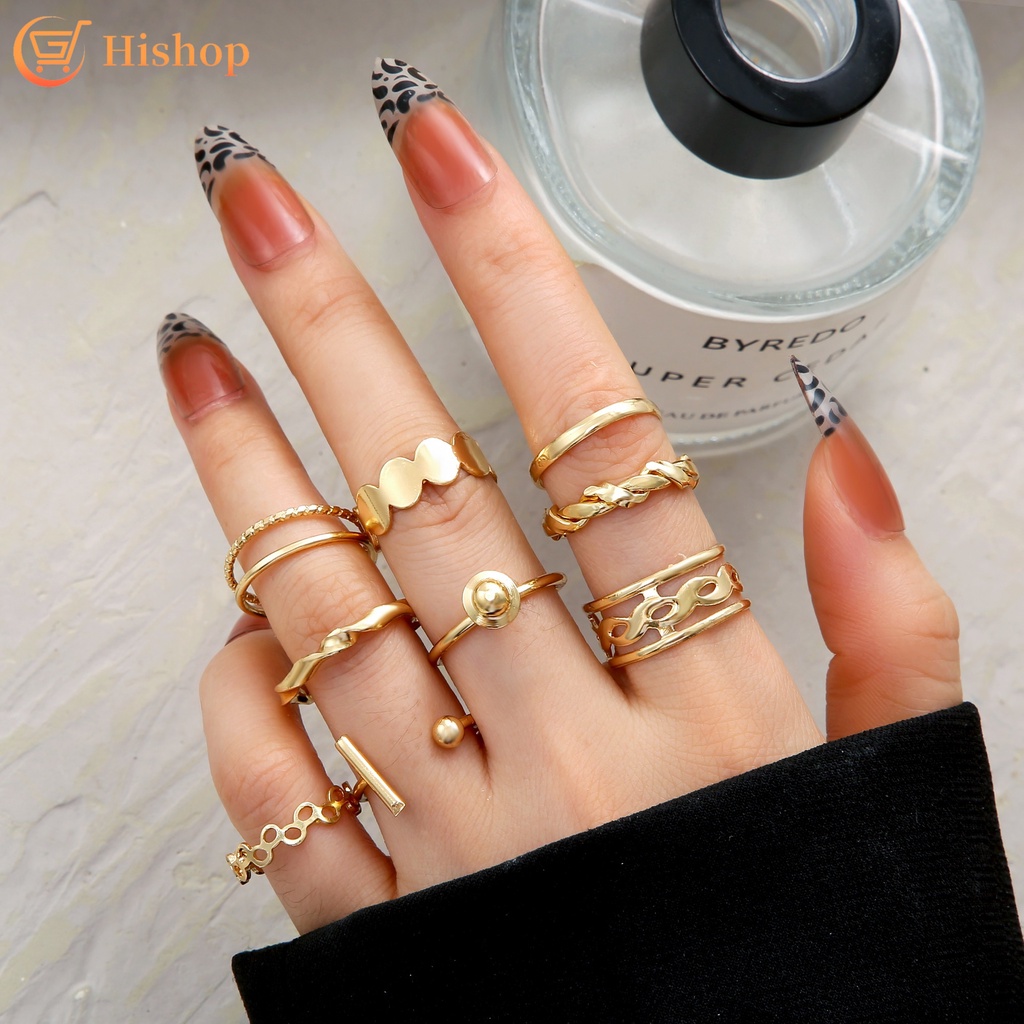 9pcs / Set Cincin Model Twist Hollow Warna Emas Gaya Vintage Untuk Wanita