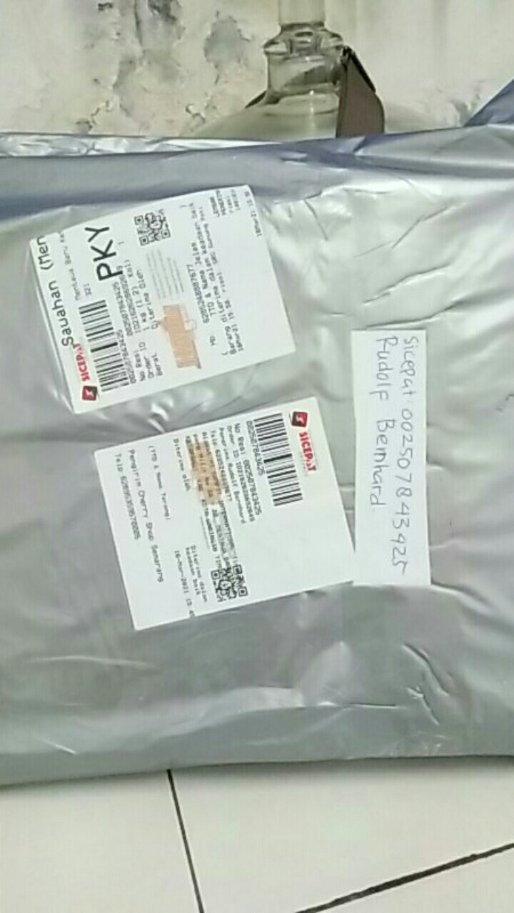 Sprei Dluxe Kintakun 200 Jumbo Super King Size 200x200 T20 Original Berkualitas