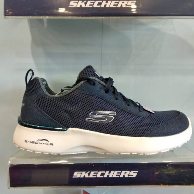 Sepatu olahraga skechers sport skech 