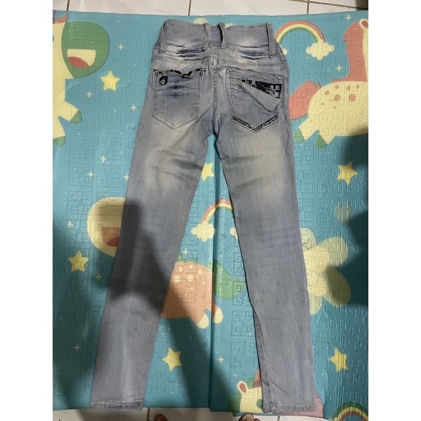 preloved celana jeans No 27