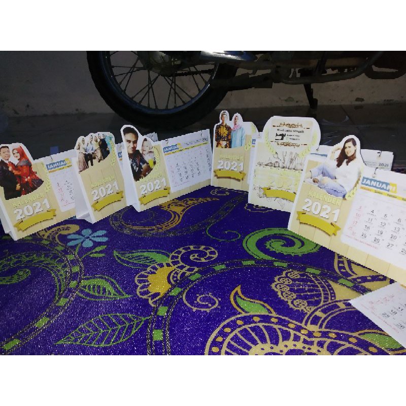 

Mini Kalender duduk