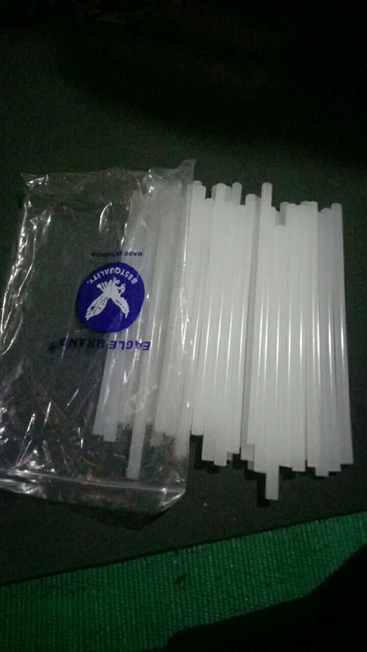 Lem Lilin Pak 1kg Diameter 1.2cm Lem Tembak Lem Bakar Uk.besar Refill Glue Gun Putih Grade A Taiwan