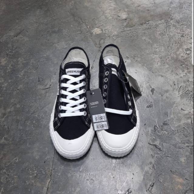 sepatu greenlight