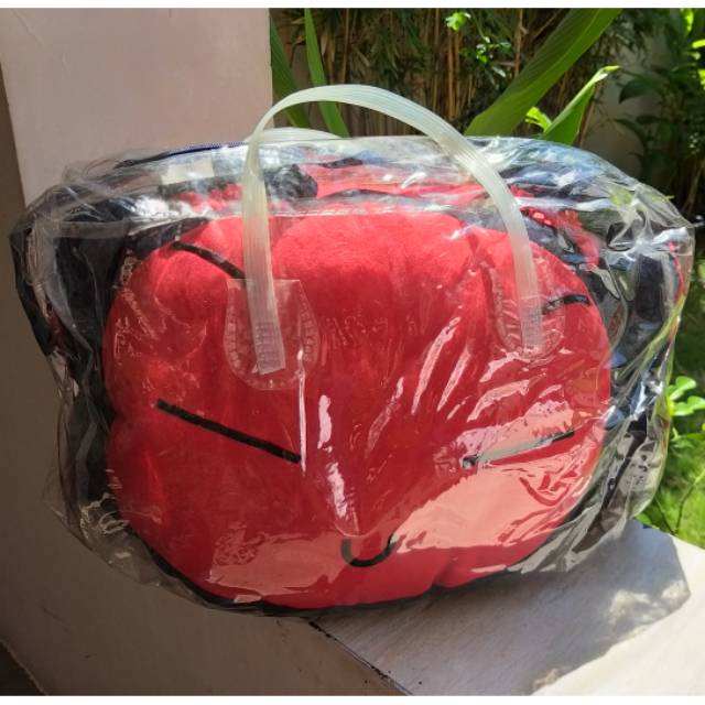 Bantal set bayi (1 bantal. 2 guling)