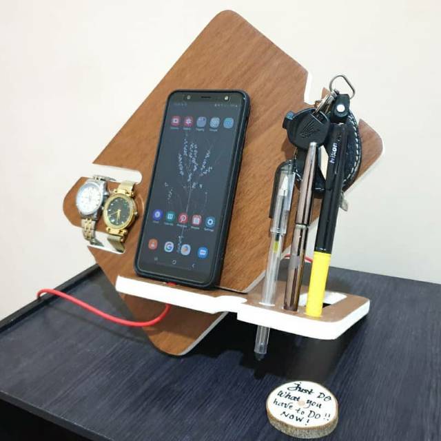 Simple Elegant Docking Stations Kerajinan Tangan Tempat HP Kayu Produk UKM