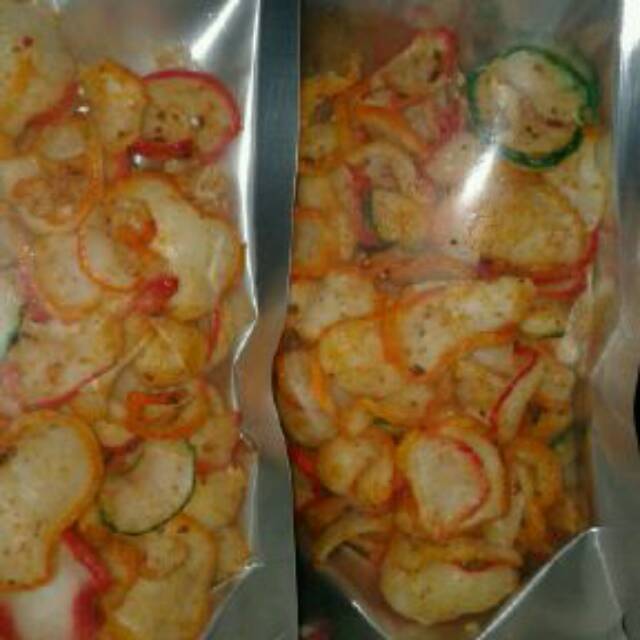 

kerupuk seblak pedas