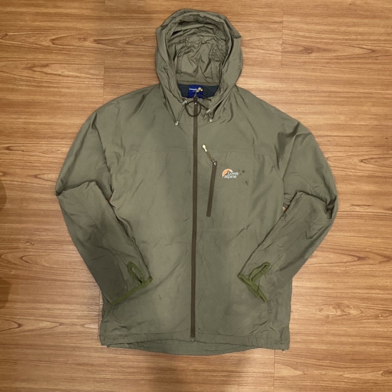 JAKET GUNUNG OUTDOOR HIKING LOWE ALPINE