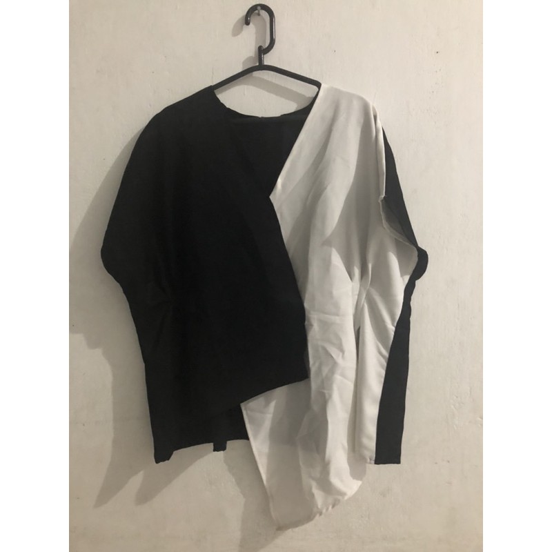 Blouse hitam putih Ld 120 CM