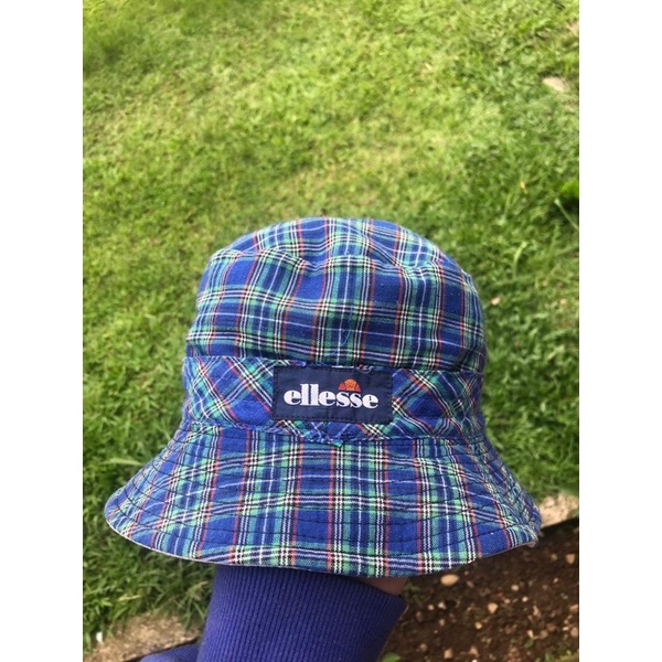 bucket hat Ellese