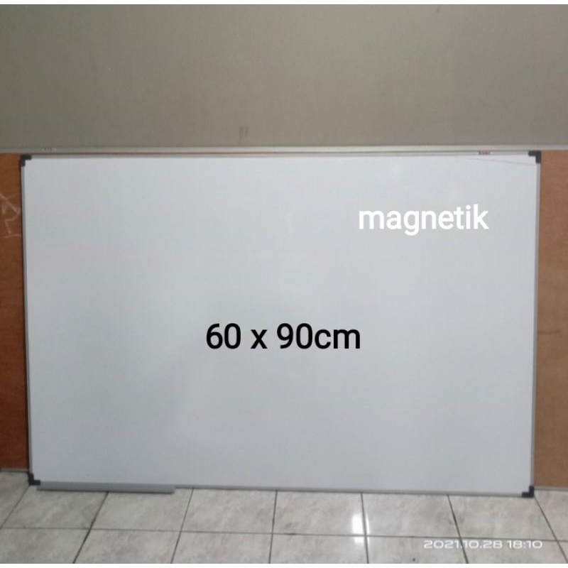 

whiteboard paud/tk magnet 60 x 90cm