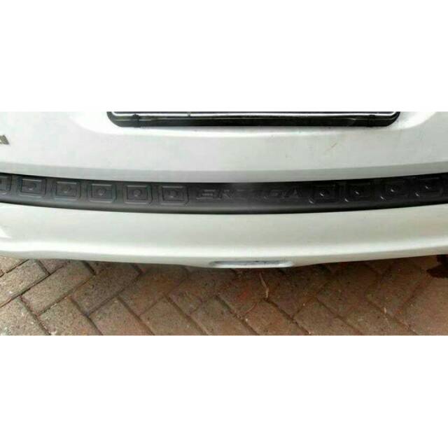 Sill plate belakang ertiga