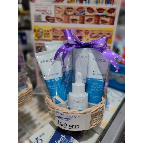 WARDAH PAKET ACNE/Solusi Cepat Mengatasi Jerawat