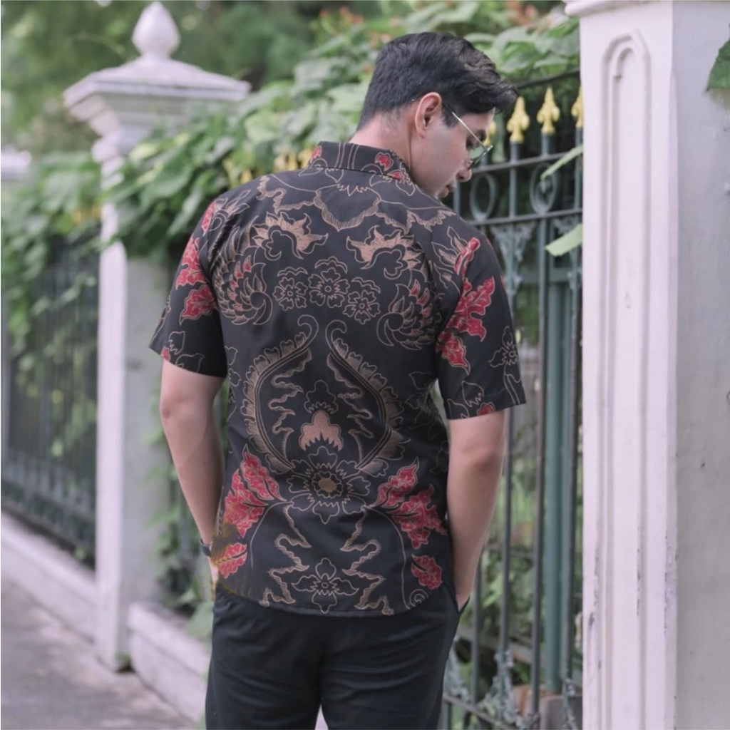 KEMEJA BATIK PRIA SLIMFIT LENGAN PANJANG BAJU BATIK MEWAH KWALITAS PREMIUM ORIGINAL MODERN KEKINIAN TRENDY