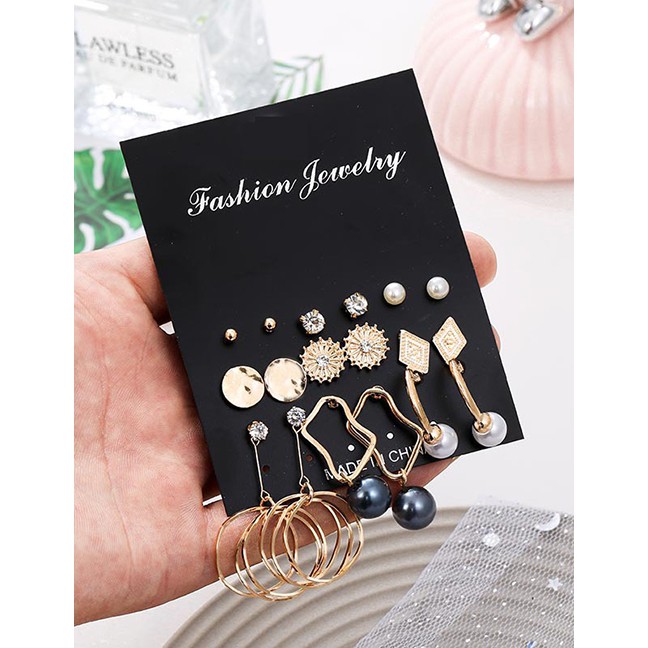 LRC Anting Set Fashion Gold Pearl Leaf Geometric Earring Set F88404