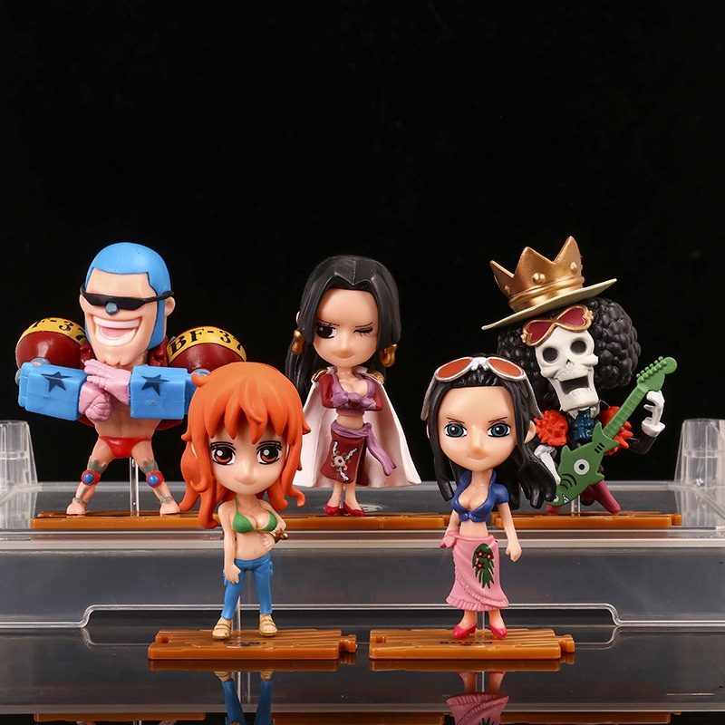 10pcs / set Mainan Action Figure Anime One Piece luffy Nami Bahan PVC Untuk Hadiah Ulang Tahun Anak