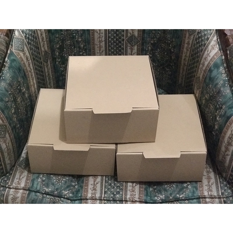 

[Ready] Karus Box Die Cut 20x20x10 (ECER) Kotak Packing aksesoris Baju