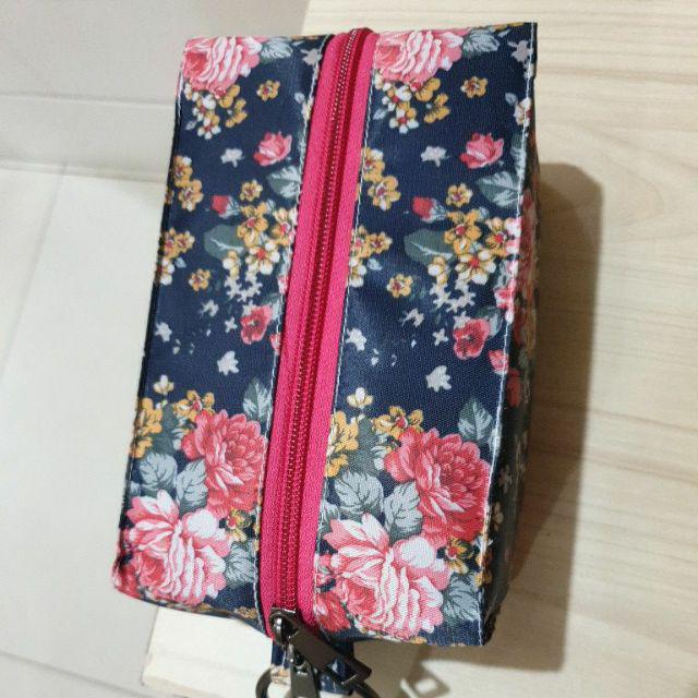 (hanya Jnt) Tissue Cover Pouch Waterproof 2 In 1 Dan 3 In 1