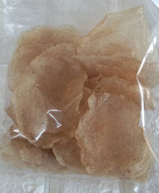 Krupuk beras rasa terasi