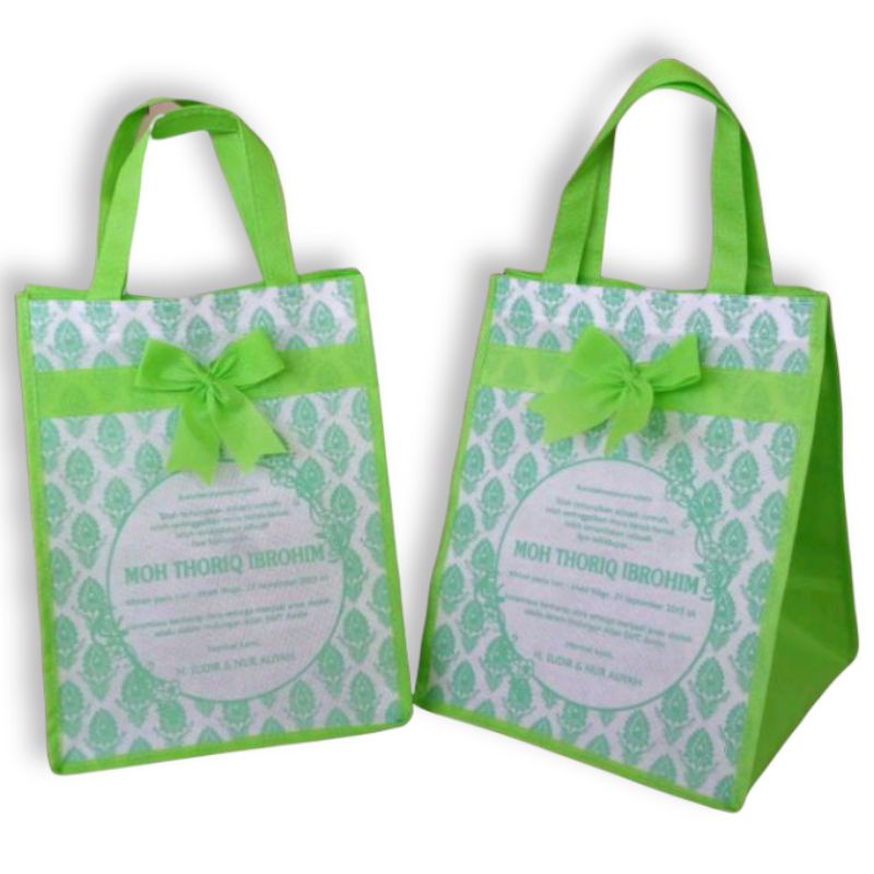 

Tas tasyakuran, tas nasi kotak 20x20x30