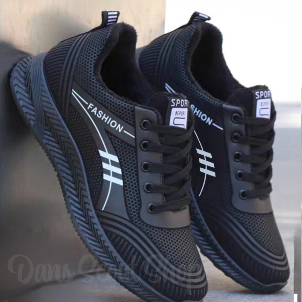 Sepatu Sneakers Olahraga Pria Model Tali Fashion Garis