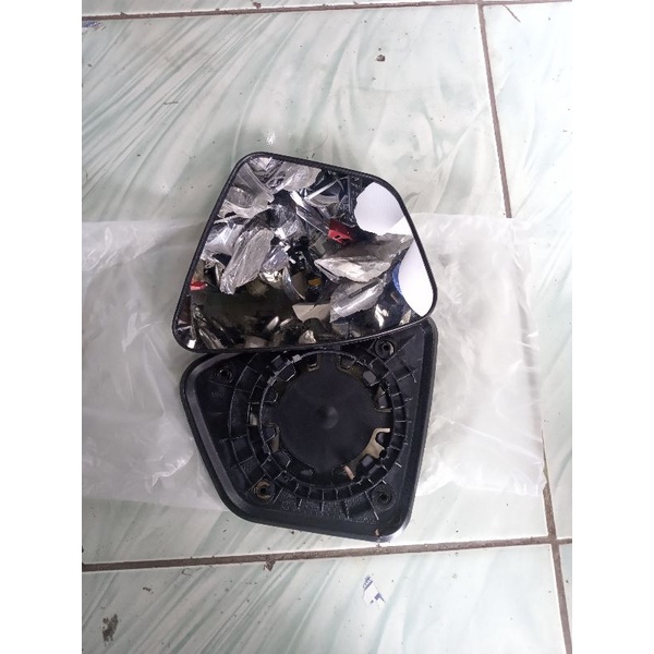 KACA SPION AVANZA/TERIOS/RUSH 2020 ORIGINAL