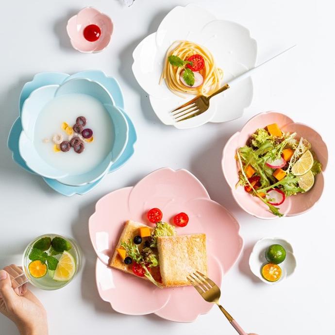 PURETO Piring dan Mangkok Keramik Sakura Bunga Jepang Pink Putih