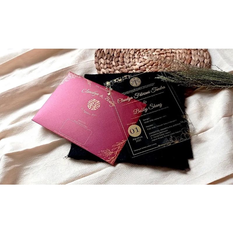 undangan akrilik/acrylic invitation/kartu undangan akrilik/undangan akrilik murah/undangan pernikaha