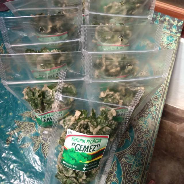 

Keripik kripik sayur pegagan rendeng antanan herbal 500 gram