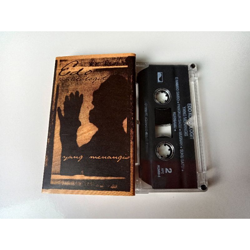 Kaset Pita Edo Kondologit - Yang Menangis