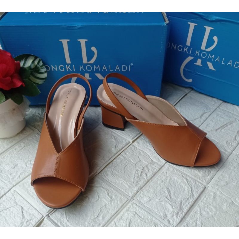 Sandal Pesta Wisuda Kondangan slop tali belakang ST055 yongki hak 5cm size 37-41 sandal high heels w