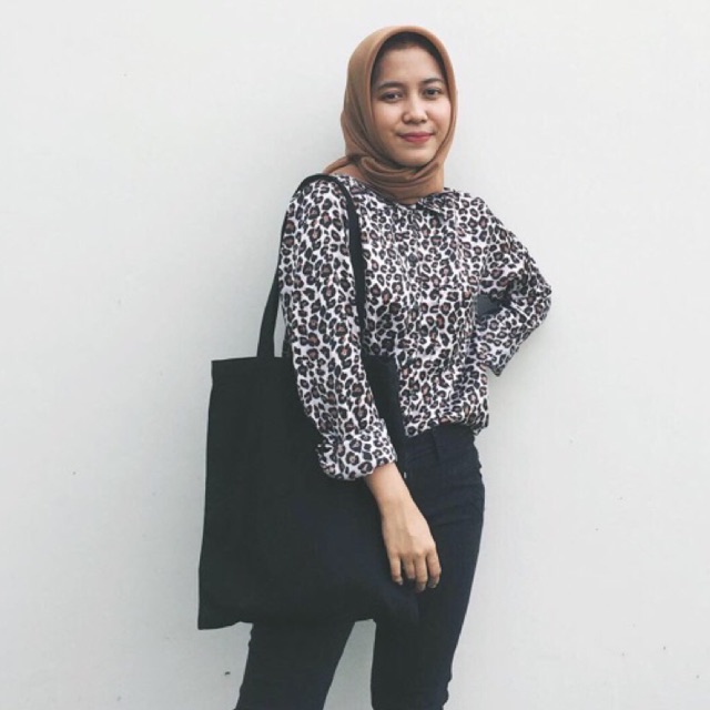 CABICIKS Standard Totebag Kanvas Polos Hitam / Black Tote Bag