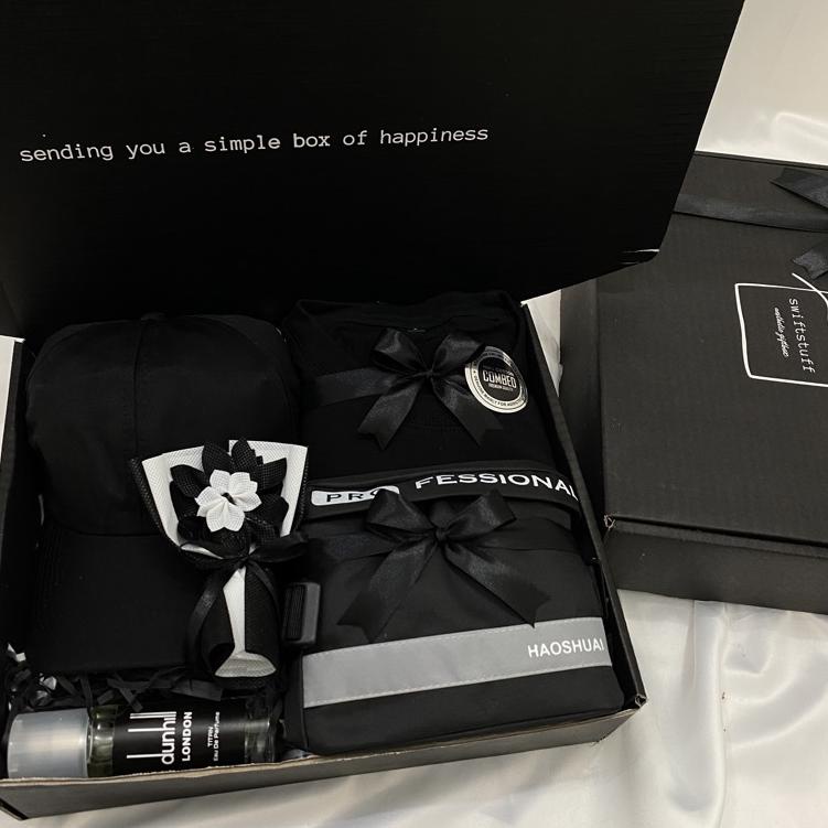

JJL9 GIFT BOX COWO BLACK SERIES AESTHETIC HAMPERS PRIA KADO HADIAH FOR MEN (I) ➢ 54