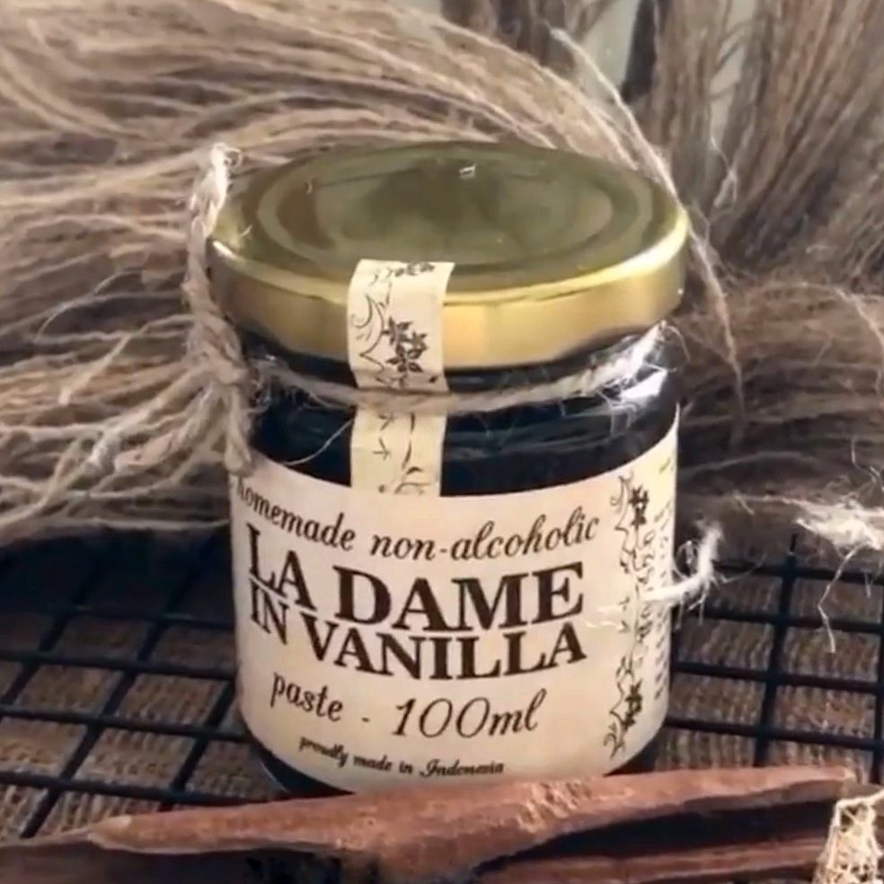 

La Dame In Vanilla Paste Vanila Pasta 100ml Halal MUI