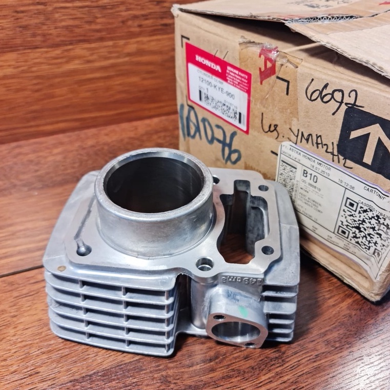 (CRF150) HONDA ORI - BLOCK CYLINDER COMP - VERZA 12100KYE900 GENUINE PART