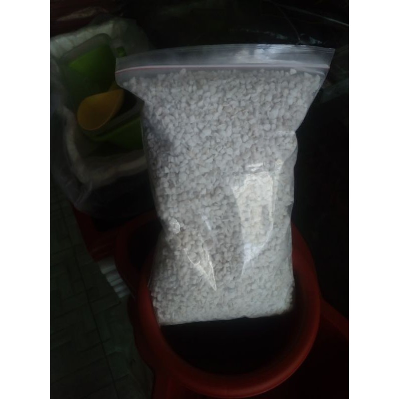 Media Tanam Perlite