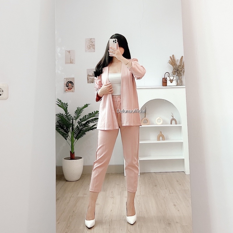 Aurora Set Blazer 2in1 Scuba Premium Tebal-Nude