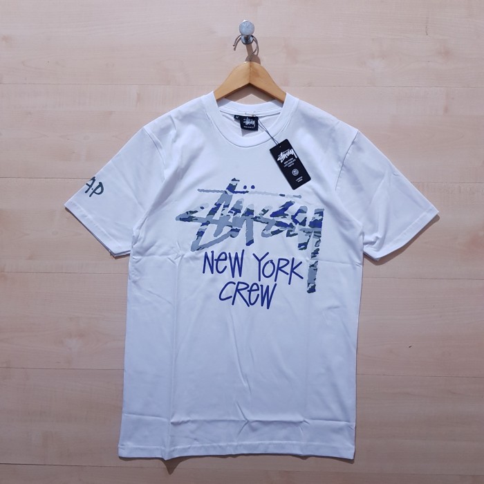 KAOS T SHIRT STUSSY ASAP MOB X STUSSY FRIENDS AND FAMILY TEE WHITE - M