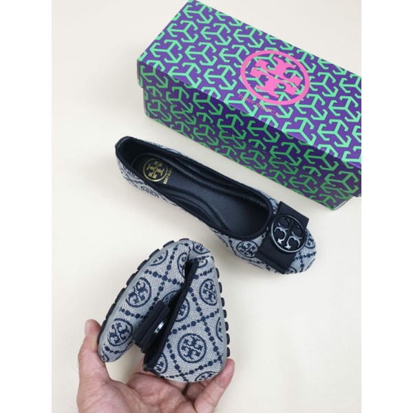 TORY BURCH YC-68-A2 Monogram Logo Ballet Flat