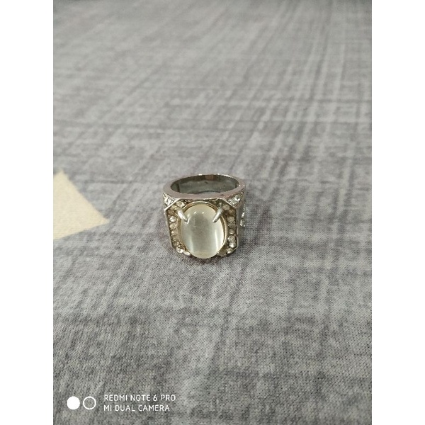 batu cincin moonstone cat eye