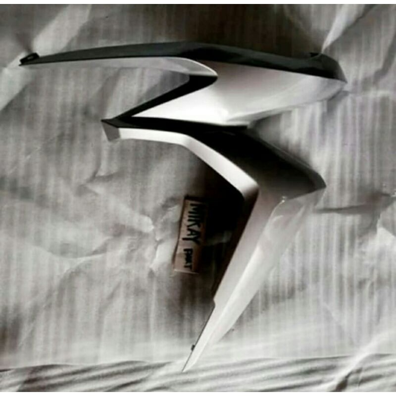 sayap kiri vario 150 silver 2018-2020