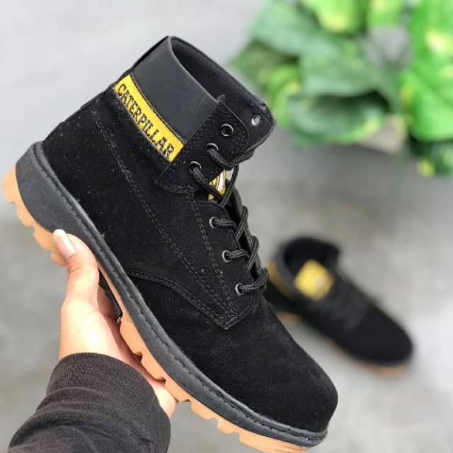 Sepatu Caterpillar
