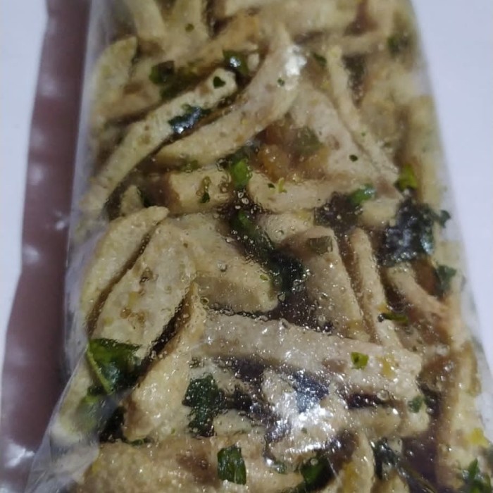 

basreng daun jeruk original gurih 100g