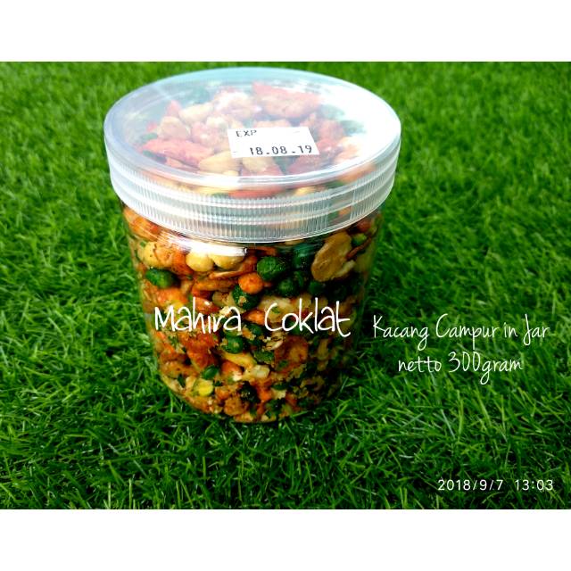 

Kacang Campur in Jar KACANG MIX NUT HAMPERS KACANG PARSEL KACANG