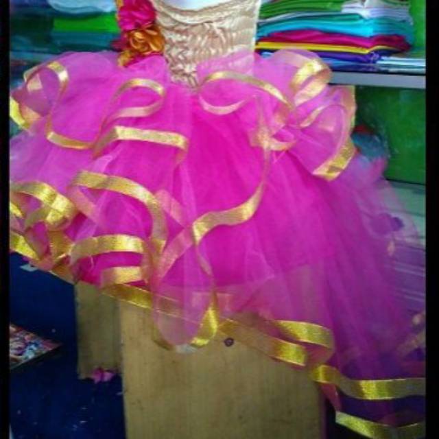 Tambahan ekor dress