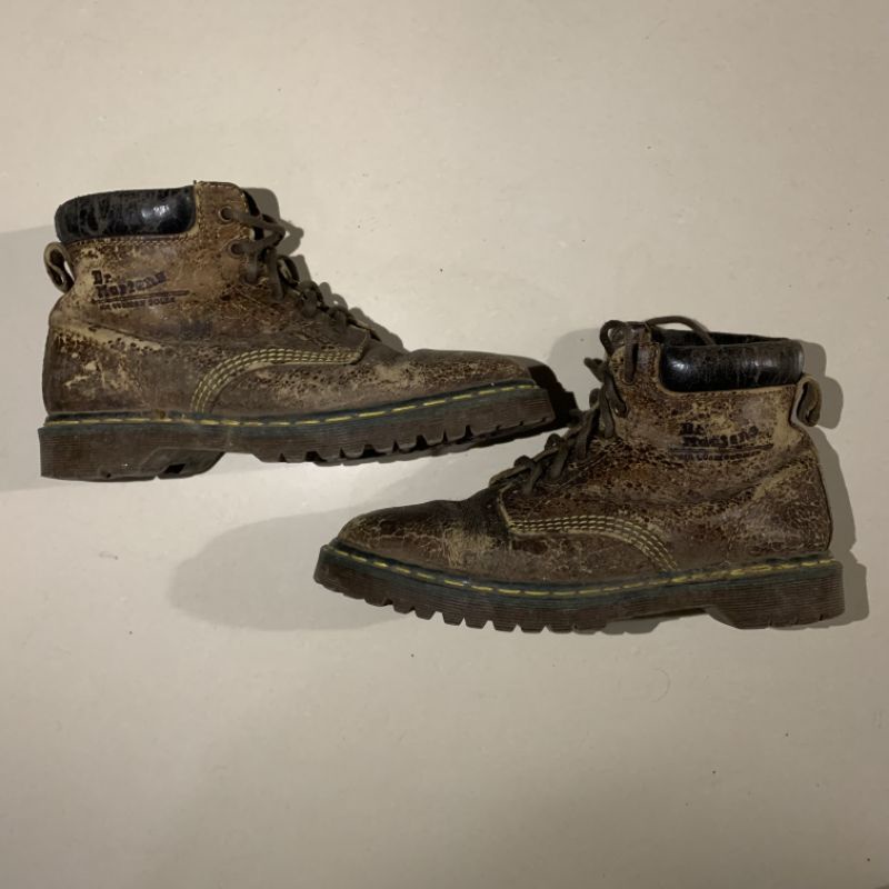 Dr. Martens* 939 Saxon Crazy Horse